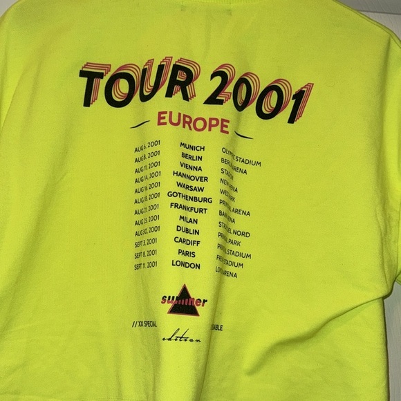 Bershka Neon Yellow Crop Top T-Shirt M/L Tour 2001 Europe XX Special - Picture 6 of 7